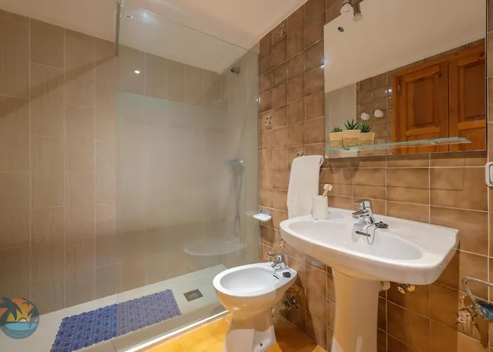 Hétvégi ház L'hort De Bota,con Piscina Privada