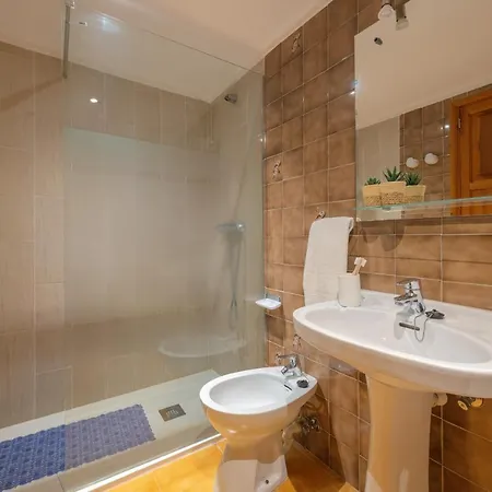 Летний дом L'hort De Bota,con Piscina Privada