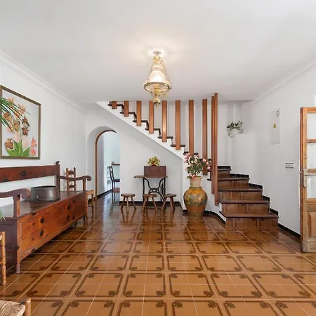 L'hort De Bota,con Piscina Privada בית כפרי פוינסה